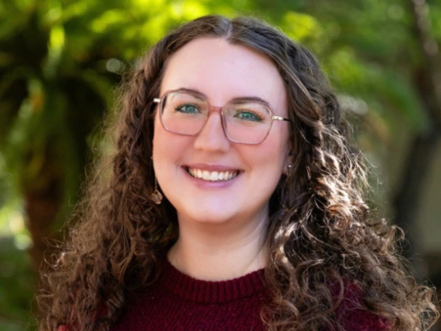 Headshot of Lauren Williams