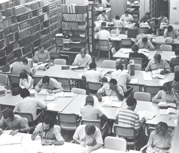 Crowded Franklin Library